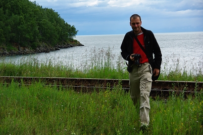 Überqueren der Bahngleise - Bild: Widmer Überqueren der Bahngleise - Bild: Widmer