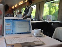 Bild: Outlook synchronisieren mit SimpleSYN im Zug Bild: Outlook synchronisieren mit SimpleSYN im Zug