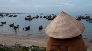 13-03-22-mui-ne-strand