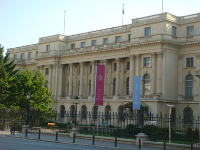 Bukarest - Senat am Piata Revolutiei
