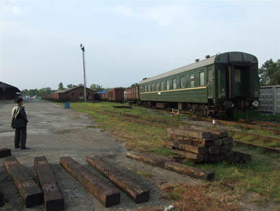 Am Abstellgleich in Ussuriysk - Bild: Helmut Uttenthaler