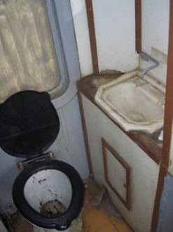 Zugtoilette in rumänischen Regionalzug