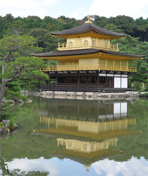 Goldener Pavillon (Kinkakuji-Tempel) in Kyoto