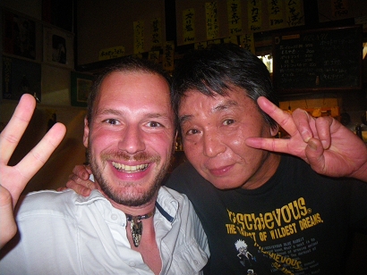 Ich und der Barbetreiber in Tottori