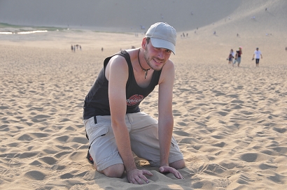 Gerhard in den Sanddünen von Tottori