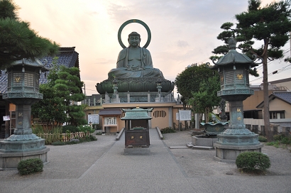 Buddha-Statue - Daibutsu in Takaoka