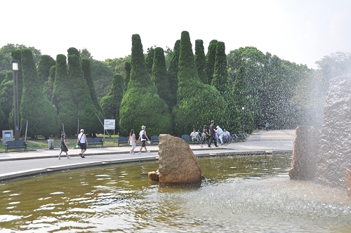 Park rund um die Burg von Osaka