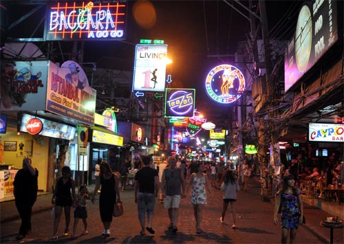 Bild: Walking Street in Pattaya