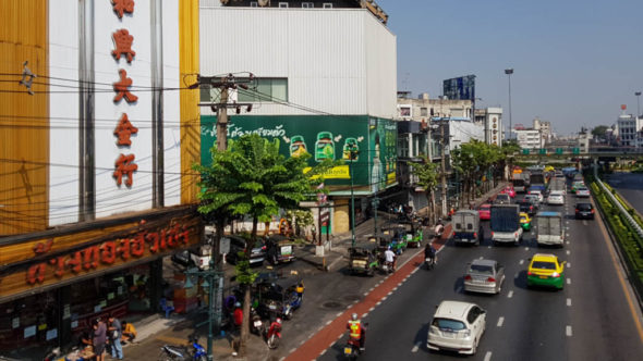 Wongwiang Yai Fußgängerbrücke