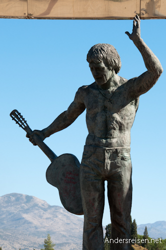 Bild: Statue von Wladimir Semjonowitsch Wyssozki in Podgorica