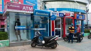 Bild: Bankomat in Vietnam