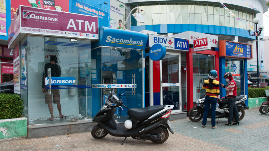 Bild: Bankomat in Vietnam