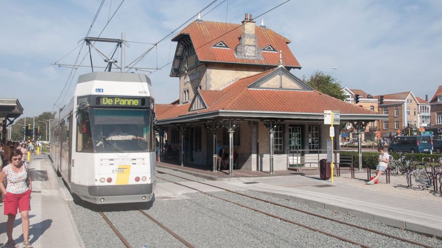 Kusttram in De Haan aan Zee