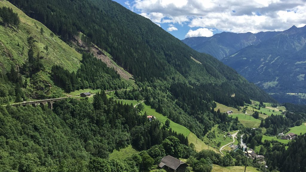 Blick von Mallnitz über das Mölltal