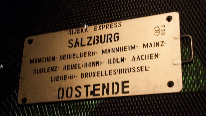 Wagenlaufschild "Rijeka Express" in der Train World Brüssel