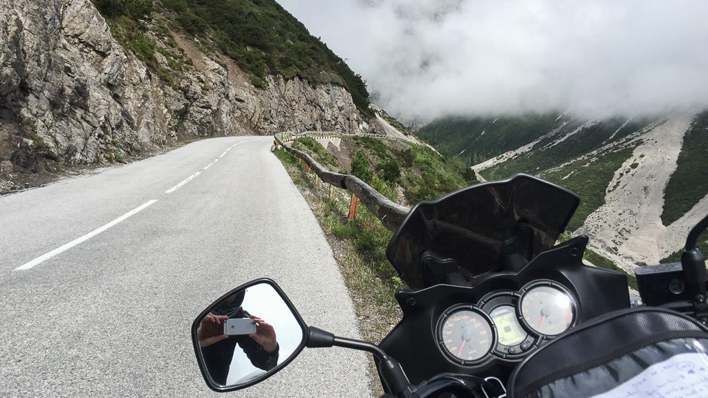 Mit dem Motorrad übers Hahntennjoch