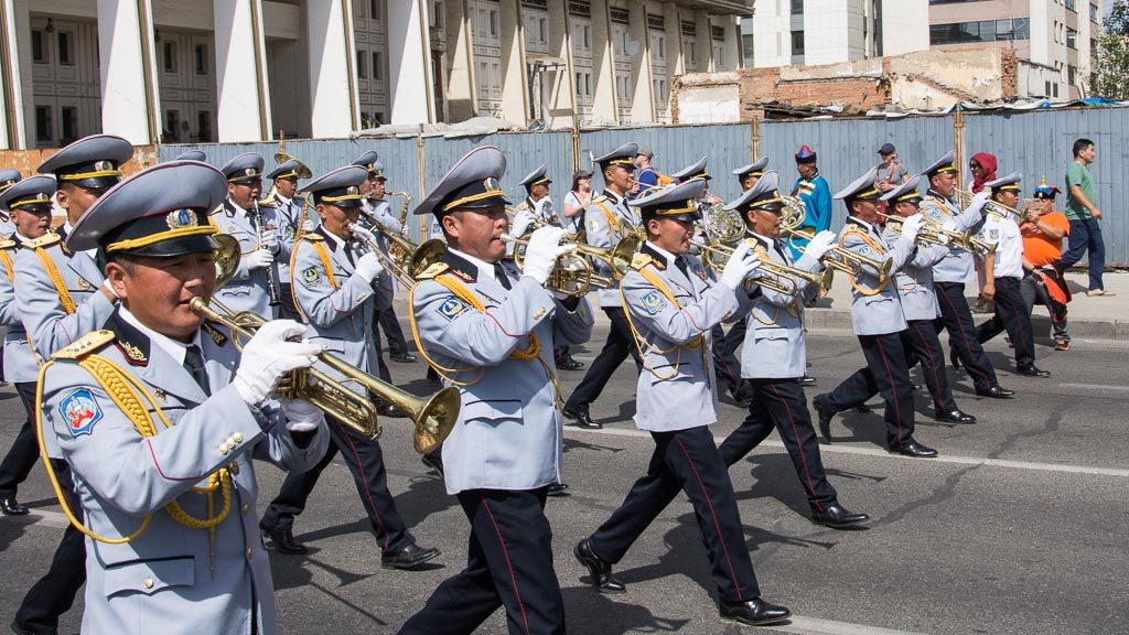 Parade zum Naadam Fest