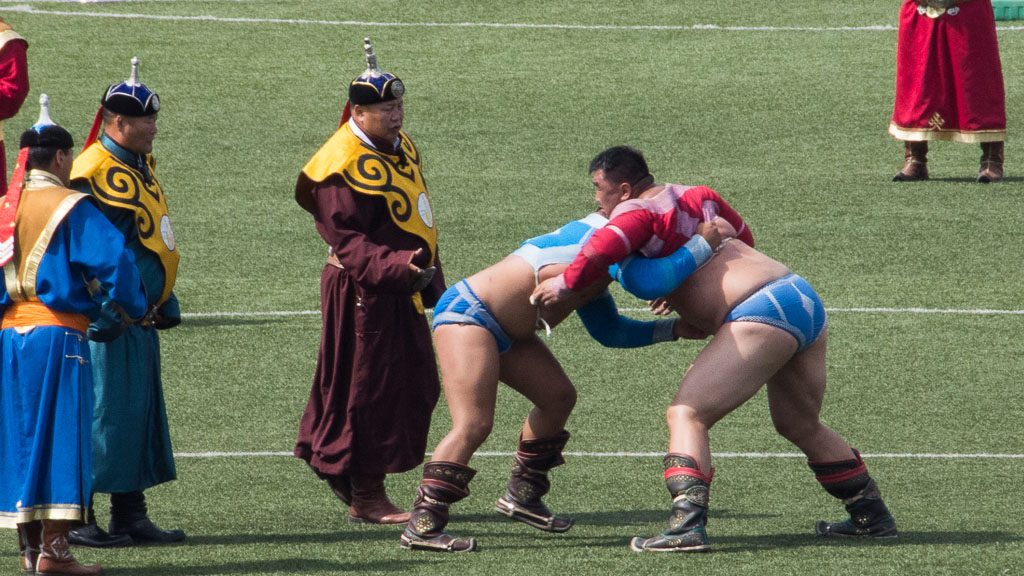 Ringen zu Naadam im Nationalstadion
