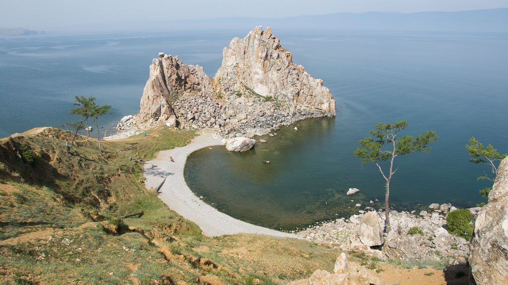 Schamanenfels auf der Insel Olchon im Baikalsee