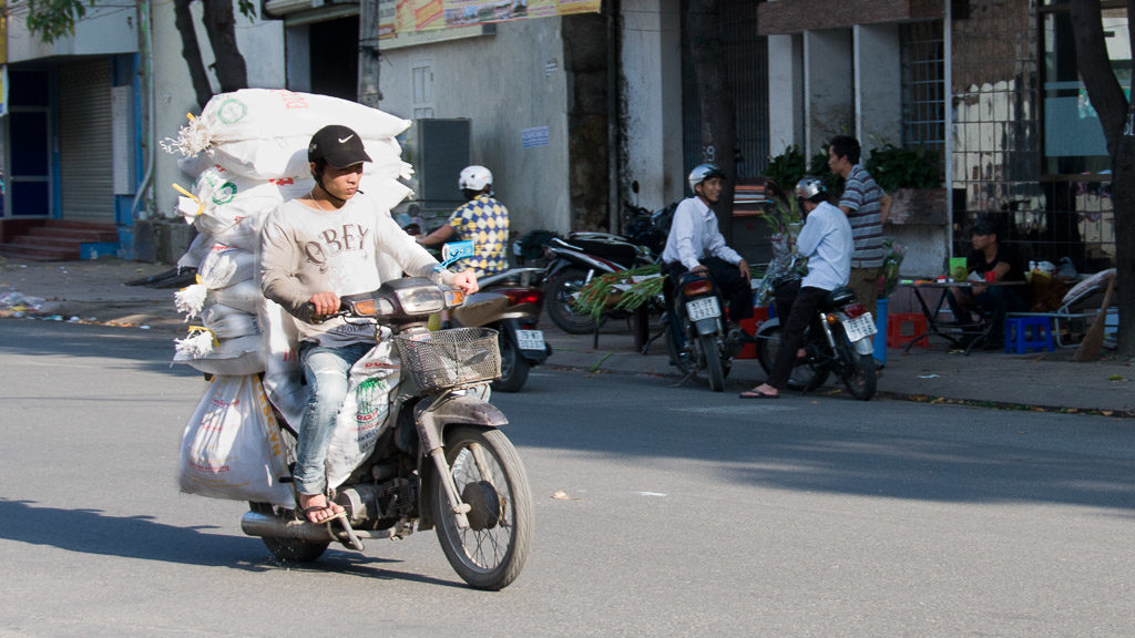 Überladenes Moped in Vietnam