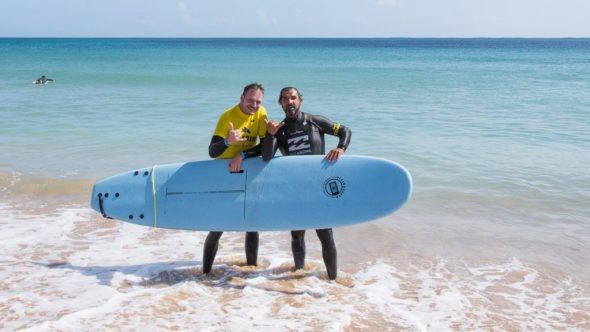 Surfen ausprobieren an der Algarve